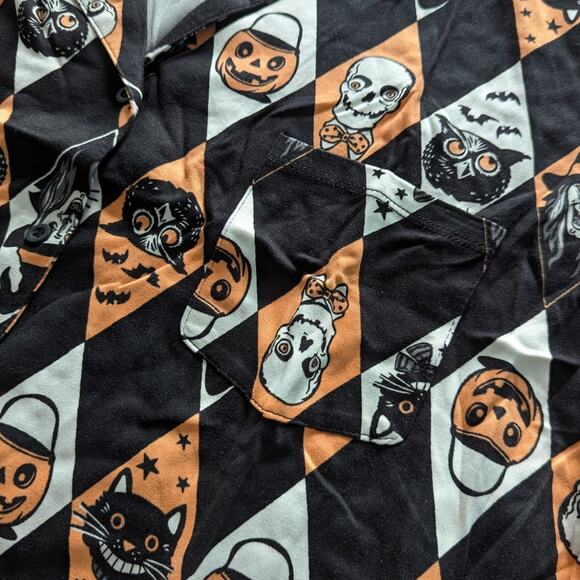 NEW 2024 Way to Celebrate Halloween Diamond Spooky Faces Pajama Set Large - Picture 4 of 5